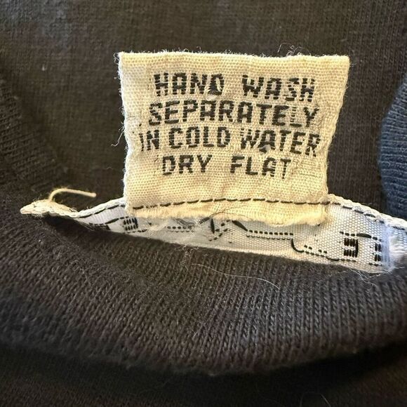 Vintage Tee-N-Tee Black Vest With Wooden Beads Sz M Boho, Cottagecore - Picture 9 of 10